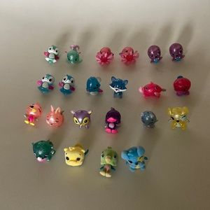 Random Set of 22 Hatchimals